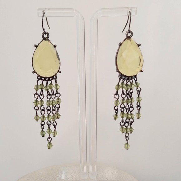 Yellow and green beaded dangle earrings - Picture 2 of 9